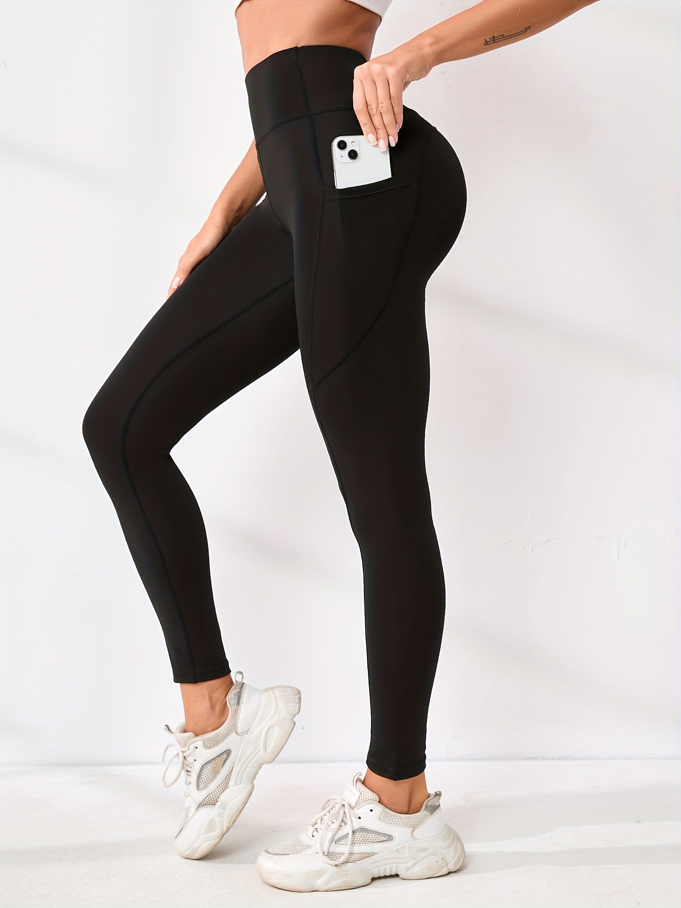 High-waisted slim-leg yoga pants